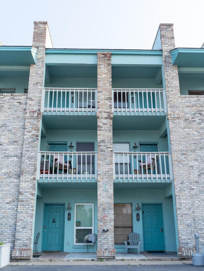South Padre Island Beachfront Condo: Award-Winning Coastal Retreat Exterior photo